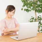 Excelで「選択範囲内で中央」といった配置設定を使ってスケジュール表(週・月)を作って、「セルを結合して中央揃え」との比較してみる